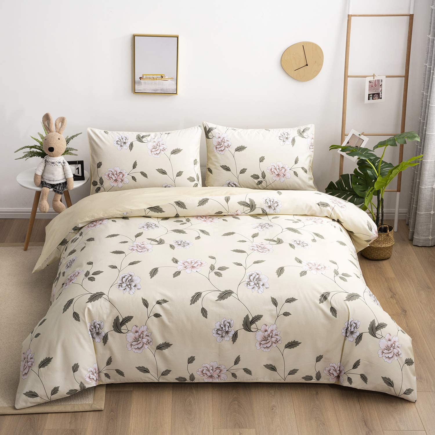 Price:$78.99 Luxury Queen Size Vintage Shabby Rose Flower Leaves Farmhouse Bedding Sets 3Pcs Bohemia Peony Duvet /Quilt Cover Set Damask 100% Egyptian cotton Warm Yellow Bedding Collection Vine Flower : Home & Kitchen