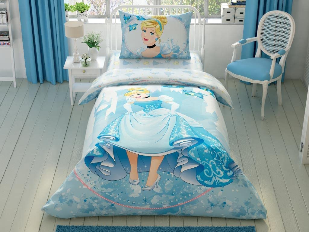 Price:$105.50 Mickey & Minnie in Love, Queen Size, Duvet Cover Bedding Set : Home & Kitchen