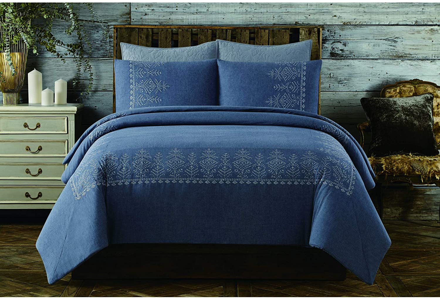 Price:$86.98 Classics Cotton Embroidered Border Full/Queen Duvet Cover Set, Blue : Home & Kitchen