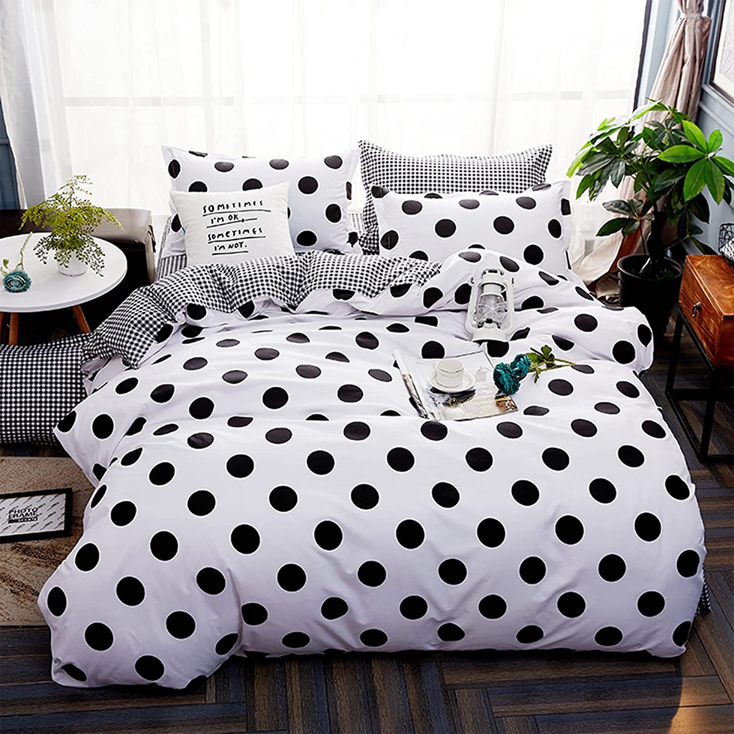 Price:$20.99 White and Black Circles Pattern 3 Pieces Duvet Cover Set Queen Size ,1 Duvet Cover with Zipper and 2 Pillowcases, Ultra Soft and Easy Care Breathable Cozy Bedding Set. : Home & Kitchen