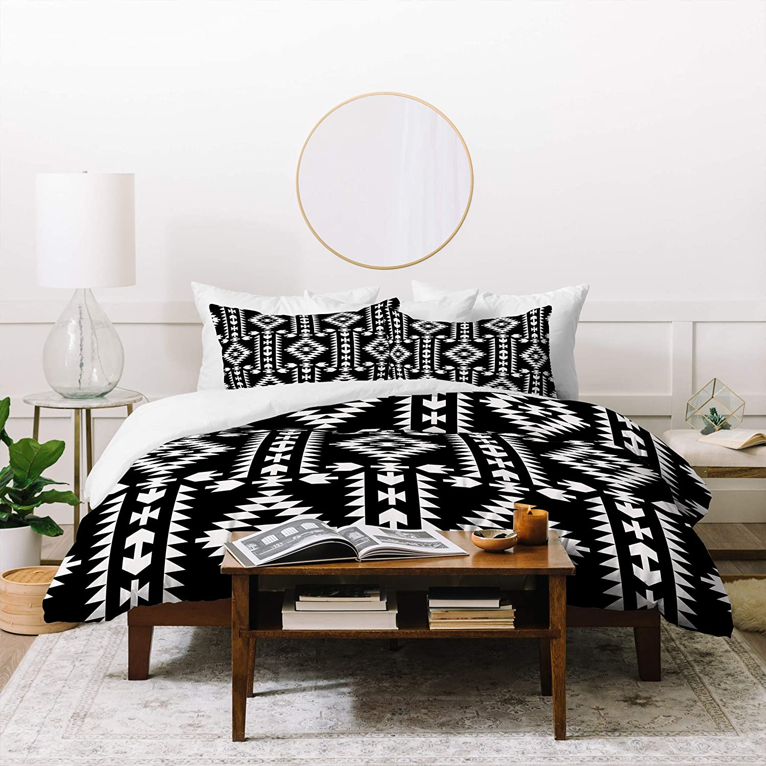Price:$28.84 Designs Holli Zollinger Geo Panel Duvet Set with Pillow Sham, Twin, Black & White : Home & Kitchen