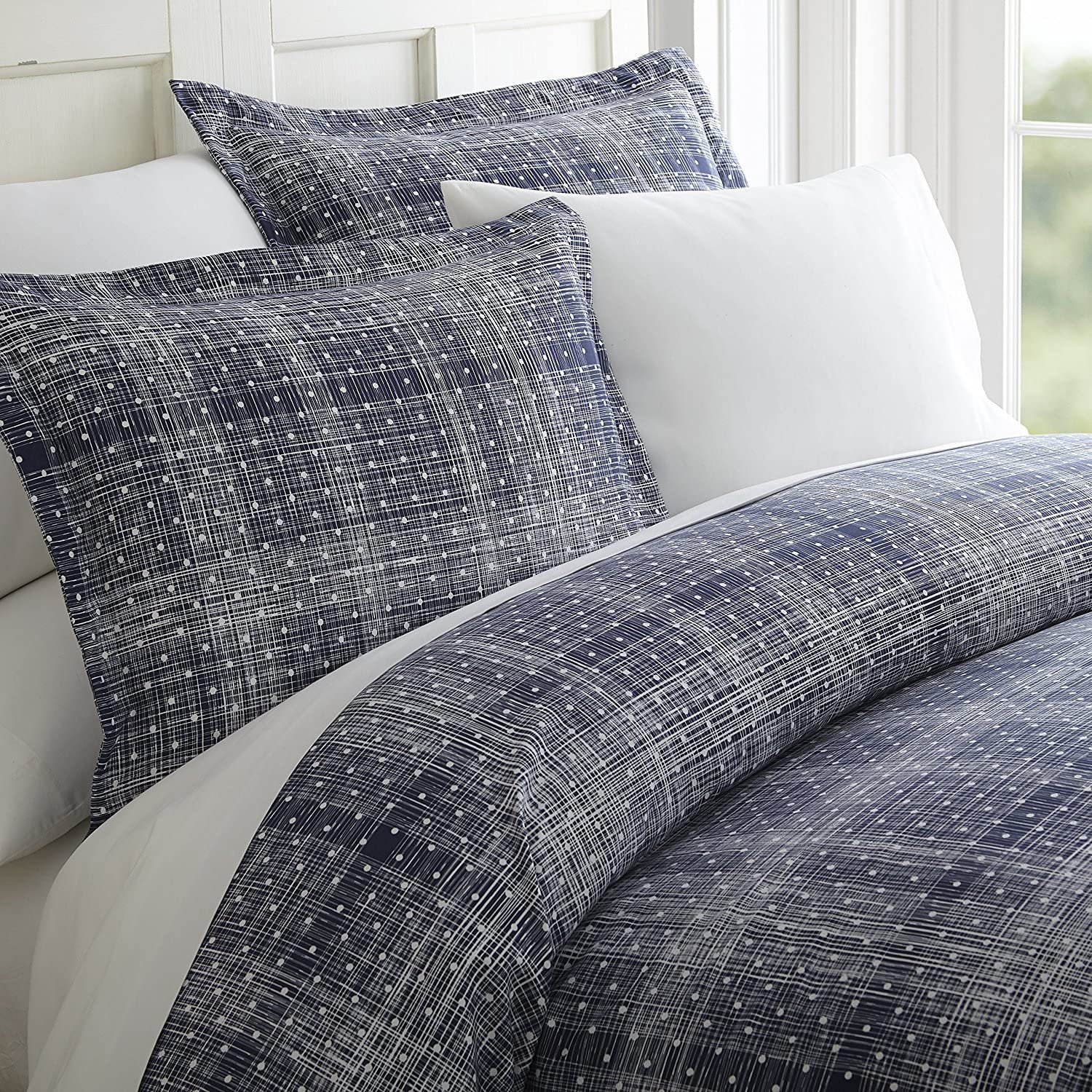 Price:$24.00 Linen Luxury Silky Soft Coziest 1500 Thread Count Egyptian Quality 3-Piece Duvet Cover Set |Polka Dot Pattern| Wrinkle Free, 100% , Full/Queen, Navy Blue : Home & Kitchen