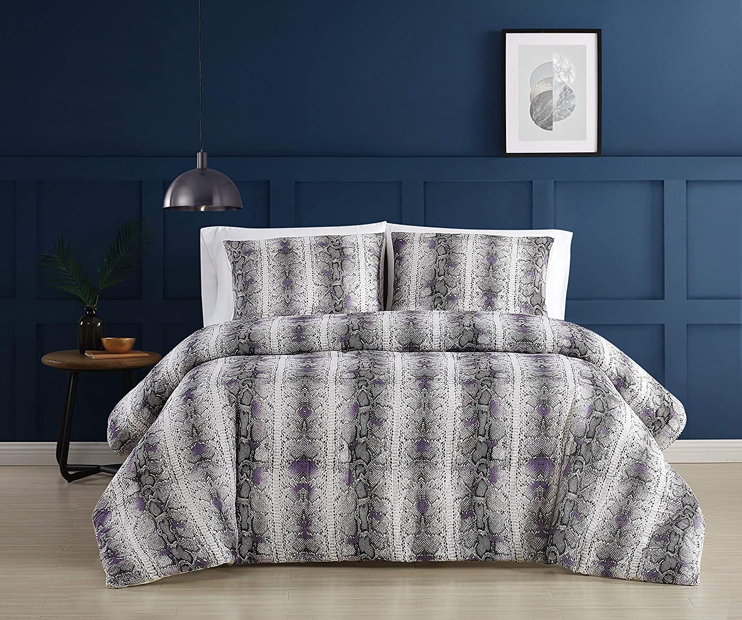Price:$99.00 Siriano NY Rebel 3 Piece King Duvet Cover Set : Home & Kitchen