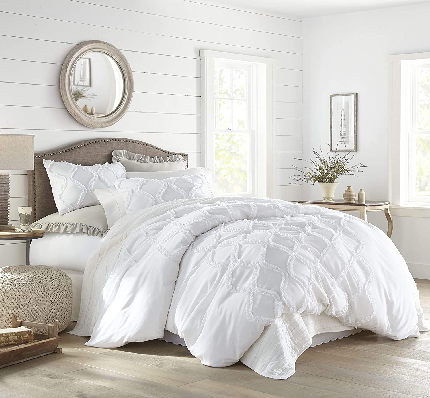 Price:$61.99 Cottage Anne Ruffle Ogee White Full/Queen Duvet Cover Set : Home & Kitchen