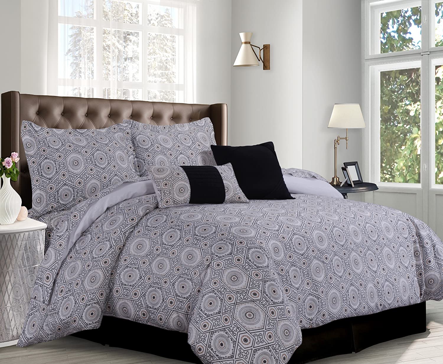 Price:$93.48 Living Maldives 5 Piece Egyptian Cotton Medallion Printed Duvet Cover Set, King, Black/Tan : Home & Kitchen