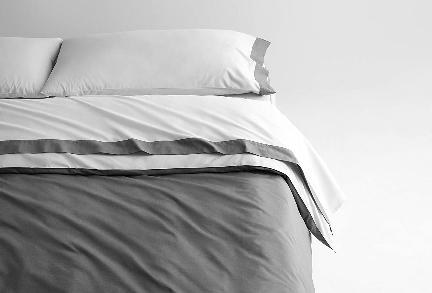 Price:$99.97 Sleep Soft and Durable Supima Cotton Sheet Set, Queen, White/Slate : Home & Kitchen