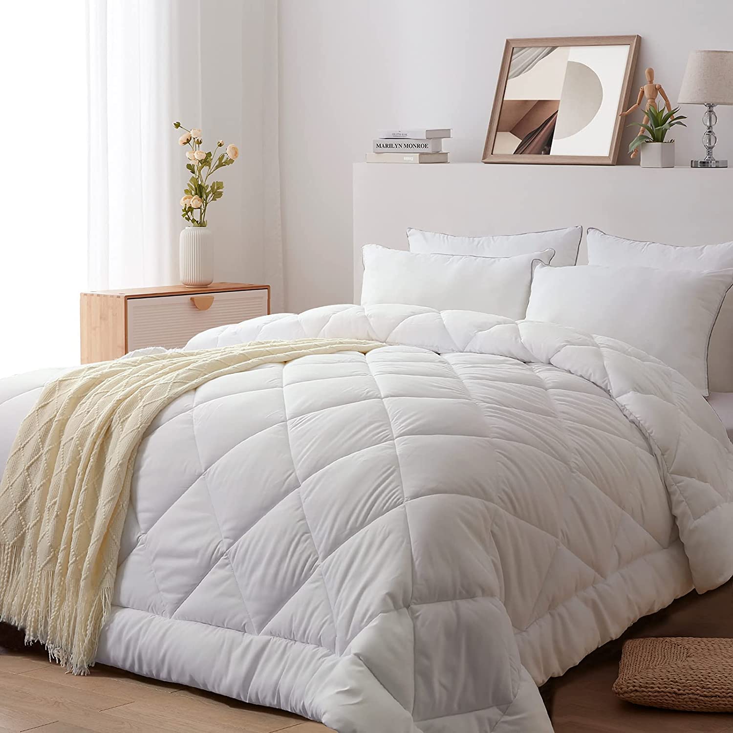 Price:$52.89 Pocket 4 Piece Sheets Set for Queen Size Bed and Queen Size Comforter Duvet Insert : Home & Kitchen