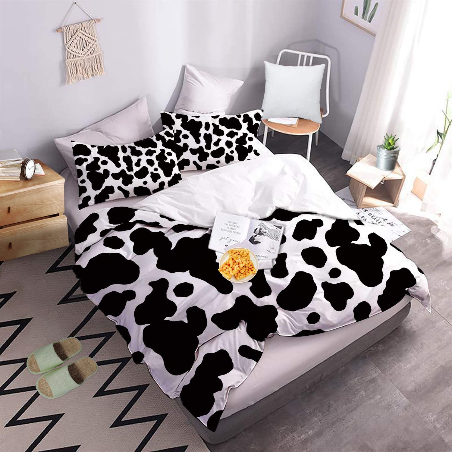 Price:$24.99 DARE Black and White Cow Print Bedding Duvet Cover 3 Piece Set with Zipper, Soft Cow Print Comforter, King(104"X90") : Home & Kitchen
