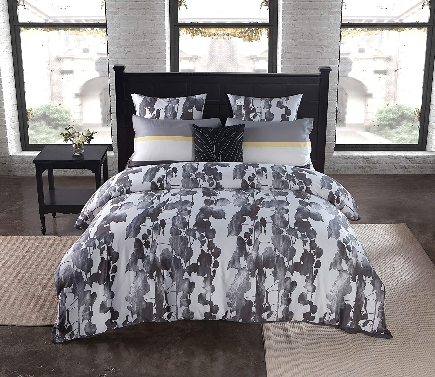 Price:$181.54 Kara Floral Print Duvet Set, King, Grey-Black : Home & Kitchen